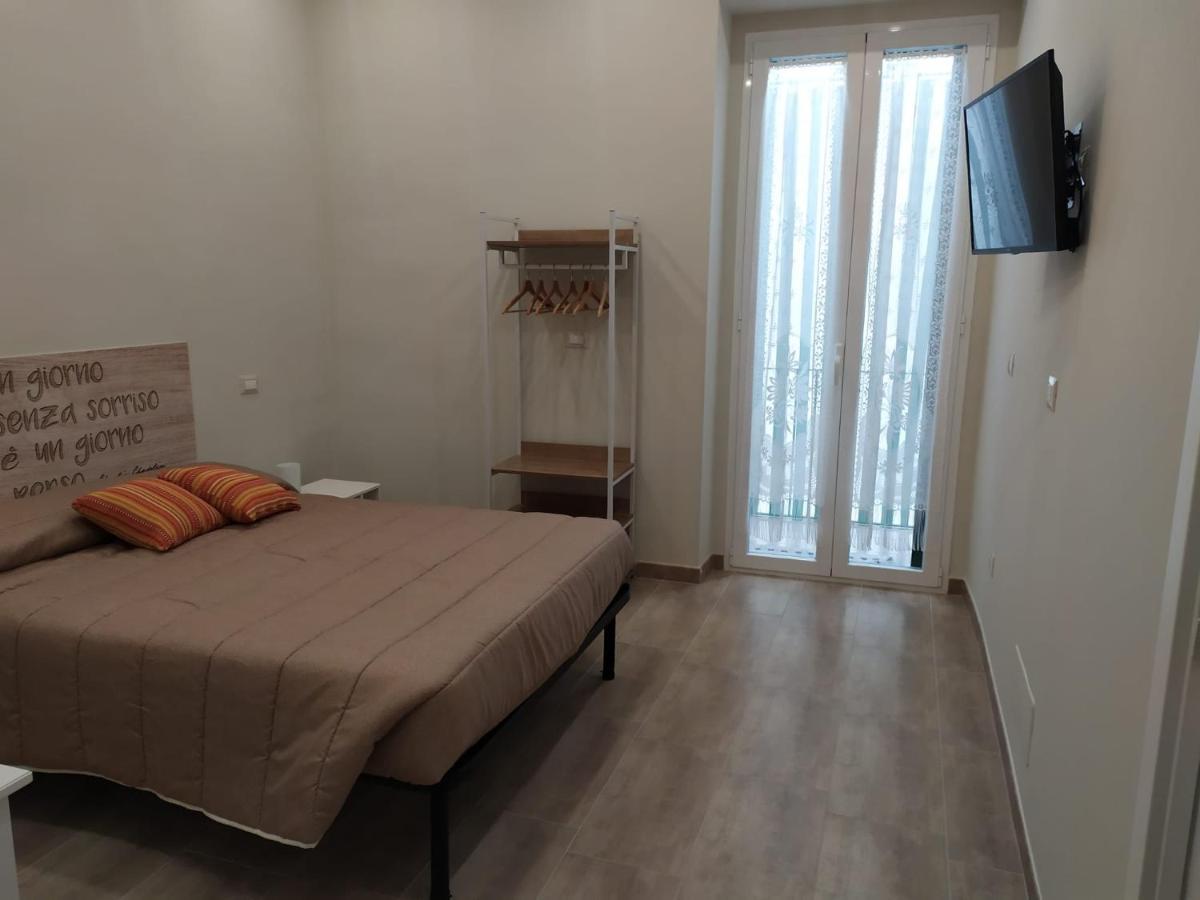 Dimora Sorriso Apartment Bari Exterior photo